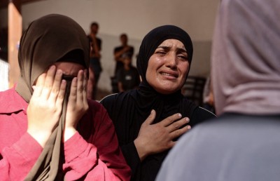 ހަމާސްގެ ކޮމާންޑް ސެންޓަރެއް ކަމަށް ބުނެ އަނެއްކާވެސް ދެ ސްކޫލަކަށް ހަމަލާދީ އެތައް ބަޔަކު ޝަހީދުކޮށްފި