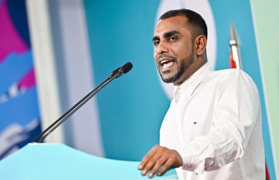 ފައިސަލްގެ ރައްދު ޔާމީނަށް: މަނިކުފާނުގެ ހައްގުގައި ގަނަތެޅުނީ އަޅުގަނޑުގެ ބައްޕަ