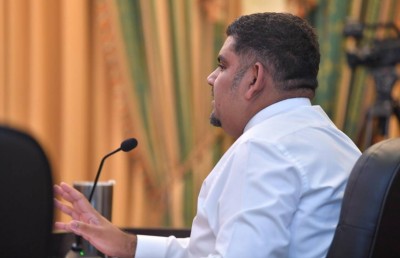 އަލީ ވަހީދު ދައްކަވަނީ ތޯތޯ ވާހަކަ، ހުރި އެއްޗެއް ދައްކަވާ: ސަރުކާރު