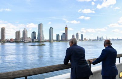 ރައީސާއި ޝާހިދު ބައްދަލުކުރައްވައިފި، ރާއްޖެ އަށް ރަސްމީ ދަތުރެއް ކުރައްވަން ދައުވަތު ދެއްވި