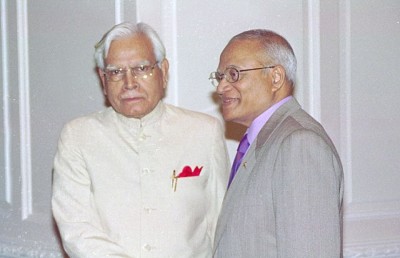 އިންޑިއާގެ ކުރީގެ ހާރިޖީ ވަޒީރު ނަޓްވަރް ސިންގް އަވަހާރަވެއްޖެ