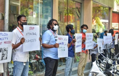 ހެއްކާ ބެހޭ ބިލުން މަސްދަރު ހާމަކުރަން މަޖުބޫރުކުރާތީ ކަންބޮޑުވޭ: އުޝާމް