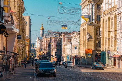 ޔޫކްރެއިންގައި 35 ކިޔަވާ ކުދިން, 25 ކުއްޖަކު މިއަދު ރާއްޖެ އަންނާނެ