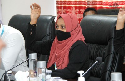 ހުޅުދު އާއި މީދޫގައި ބިދޭސީންގެ މައްސަލަ ބޮއްސުންލައިފި