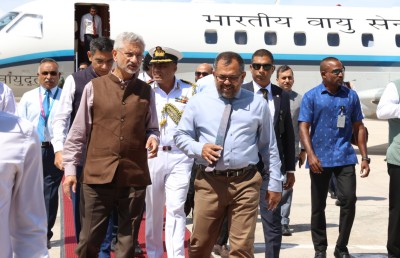 އައްޑޫ ބިން ހިއްކުމާއި ހަންކެޑެ ބްރިޖުގެ މަސައްކަތް ނިންމައި ސަރުކާރާ ހަވާލުކޮށްފި