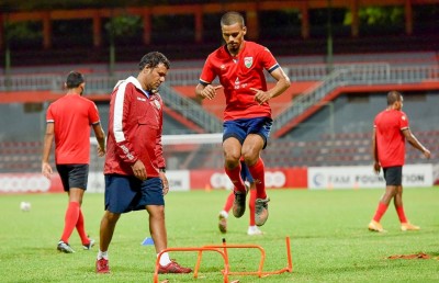 ޓީމުގެ މަސައްކަތާއި ޑިސިޕްލިން އަށް ފުލް މާކްސް