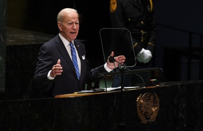 އެމެރިކާ އިން އިތުރު 500 މިލިއަން ޑޯޒް ކޮވިޑް ވެކްސިން ހަދިޔާކުރަނީ