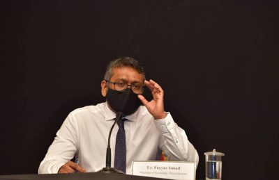 މިނިމަމް ވޭޖް މިއަދު ވެސް ކަނޑައަޅަންވީ، ނުފޫޒެއް ނެތް: ފައްޔާޒް