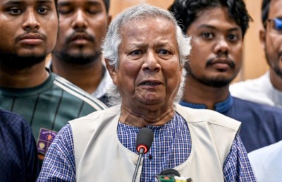 ބަންގްލާދޭޝް މި ދެކެނީ ދަރިވަރުންގެ އިންގިލާބެއް: ޔޫނުސް