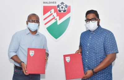 ފުޓްބޯޅަ ލެޖެންޑް ޝާހު އެނބުރި އެފްއޭއެމަށް