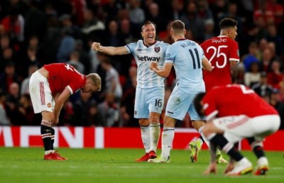 ޔުނައިޓެޑް ކަޓައިފި، ލަންޑަނުގެ 4 ޓީމު ކުރިޔަށް