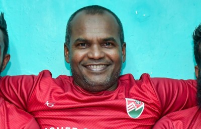 ފުޓްބޯޅަ ލެޖެންޑް ޝާހު އެނބުރި އެފްއޭއެމަށް