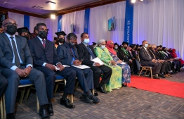 ވިލާ ކޮލެޖުން 1،400 އަށްވުރެ ގިނަ ދަރިވަރުން ދަސްވެނިވެއްޖެ