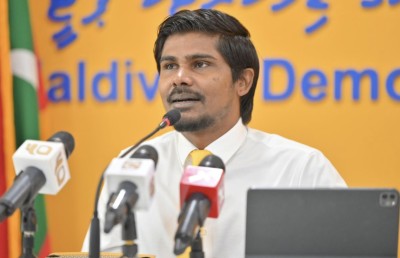 ރަނގަޅަށް މައުލޫމާތު ސާފުނުކޮށް، އާ މެނޭޖުމަންޓުން ވާހަކަ ދެއްކީ އޮޅުވާލަން: މޫކޭ