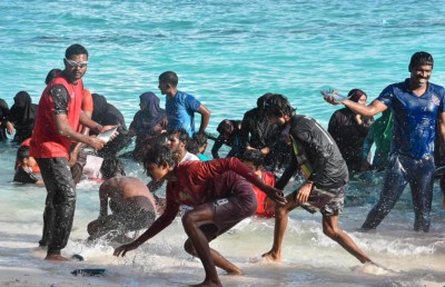 ދޮޅުމަސް ތެރޭ ބުރުންޏަށް 65،000 ރާގޮނޑި!