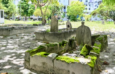 މާފަންނު ސަހަރާގައި ނޮވެމްބަރު 3 ގެ ޝަހީދުންގެ މަހާނަ؛ ތާރީހު ދިރާސާކުރައްވާ ބޭފުޅުންގެ ކަންބޮޑުވުން!