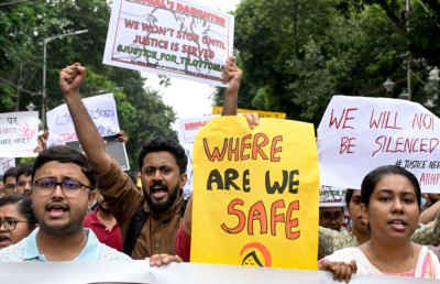 ދިވެހިން ގިނަ ކެރަލާގެ ޑޮކްޓަރުން ވެސް ހަޅުތާލުގައި