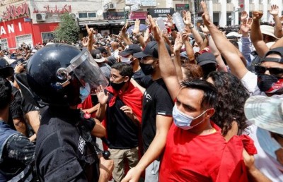 ތޫނިސްގައި ރައްޔިތުންގެ ވިސްނުން ވެސް ދެކަފިވެފައި