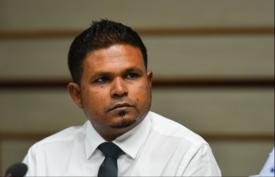 އެލަވަންސްތައް އަލުން ދޭންފަށާއިރު އުނިވި ބައެއް ނުލިބޭނެ: އަމީރު