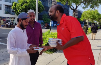 ރެޑް ކްރެސެންޓުން އިންސާނިއްޔަތަށް ކުރާ މަސައްކަތަށް ދިރާގުގެ އެހީ