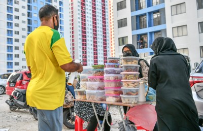 ވިޔަފާރި ބޭނުމަށް ގޭގައި ކާތަކެތި ހެދޭނީ ލައިސެންސެއް އޮވެގެން