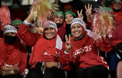 ރާއްޖެ އަތުން ނޭޕާލް މޮޅުވެއްޖެ