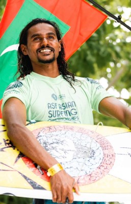 ރާއްޖޭގެ ކެޕްޓަން އަންމަޑޭ އާއި ސްމައިލީ ހަތަރުވަނަ ބުރަށް