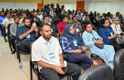 ބަންގްލަދޭޝް ލޭބަރުން ގެންނަން އާންމުކޮށް ހުޅުވާލާނީ މުޅި މައްސަލަ ހައްލުވީމާ: މިނިސްޓަރު
