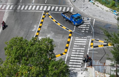 ޒޯން ބަދަލުކުރާ ވެހިކަލްތައް ވަގުތީ ގޮތުން ޕާކުކުރާނެ ބިމެއް ހުޅުމާލެއިން ހަމަޖައްސަނީ