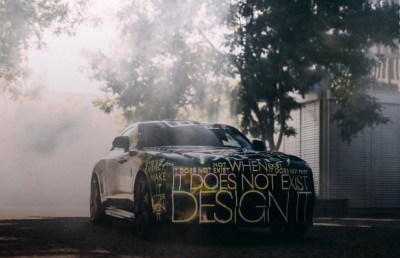 ރޯލްސް-ރޯއިސްގެ އިލެކްޓްރިކް ކާރު 2023 ގައި