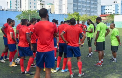 ދިވެހި ކޯޗުންނަށް ވާނެކަން ސާބިތުކޮށްދިނުމުގެ އަޒުމް އެބައޮތް: ސުޒޭން