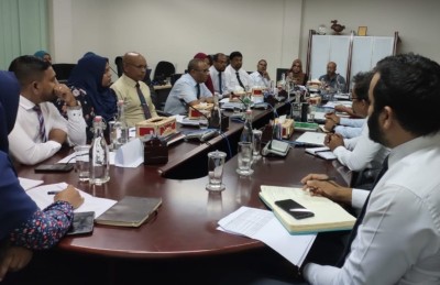 އަންހެން ފަނޑިޔާރުންނަށް މެޓާނިޓީ ލީވް ލިބޭ ގޮތަށް ގާނޫނު އިސްލާހު ކުރަނީ