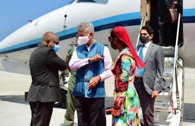 "އިންޑިއާ އައުޓް" ކެމްޕެއިނަކީ ދިވެހިންގެ މަދު ބައެއްގެ ކަމެއް: ސަފީރު