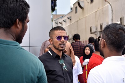 އަލްހާންގެ ކުންފުނީގެ ބޭންކް އެކައުންޓު ދޫކޮށްދިނުމަށް އެދި ކޯޓަށް