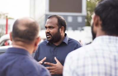 ދައުވާ ލިބޭ މީހާ ރާއްޖެއިން ބޭރުގައި ހުރެގެން ޝަރީއަތް ނުބާއްވަން ކްރިމިނަލް ކޯޓަށް އަންގައިފި