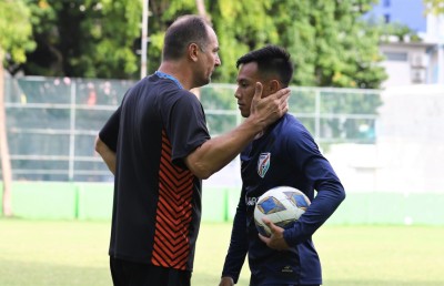 ސާފް ޗެމްޕިއަންޝިޕަށް އިންޑިއާގެ ކޯޗުގެ ސަމާލުކަން ކުޑަ