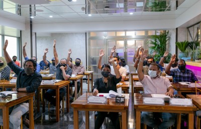 "ކަރުދާސް ކްލަބްތައް" ނުކުމެ އެސޯސިއޭޝަންތަކުގެ އިންތިހާބުތައް ހަރާބު ކުރަނީ، "ދޮވެލަން" ވީ ފަހަރު!