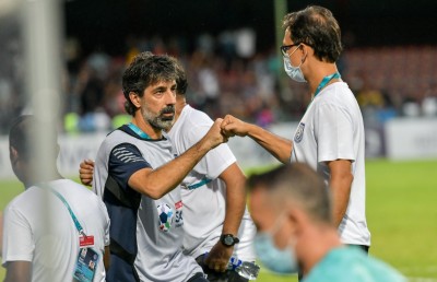 ބާރުބާރަށް ކުރިއަށްދިޔަ އިންޑިއާގެ ފުޓްބޯޅަ މިހާރު މަޑުޖެހިއްޖެ: އޮސްކާ