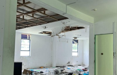 އެފްއޭއެމް އިމާރާތް ވީރާނާވެފައި، ނޯމަލައިޒޭޝަން ކޮމިޓީއަށް އޮފީހެއް ނެތް