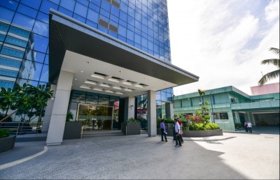 ޑީއެޗް-11 ގައި ކޮވިޑް ބަލި މީހުން އެޑްމިޓްކުރުން ހުއްޓާލައިފި