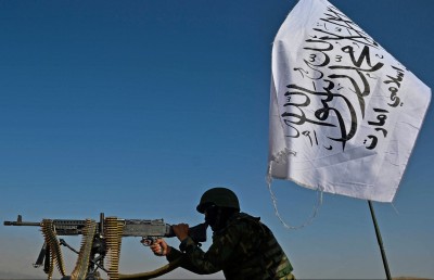 ކާބުލްގައި ދިން ބޮމުގެ ހަމަލާއެއްގައި 13 މީހުން މަރާލައިފި