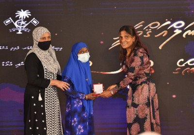 ދުޅަހެޔޮ މުޖުތަމަޢުއެއް ބިނާކުރެވޭނީ މިންތީގެ ހަމަހަމަކަން ލާޒިމްކޮށްގެން: މެޑަމް ފަޒްނާ