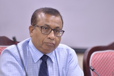 ސިޔާސީ ޕާޓީ ތަކުން ރަސްމީ އިދާރާތަކުގެ އެންގުންތަކަށް ބޯ ލެނބުމަށް އީސީން އިލްތިމާސް ކޮށްފި