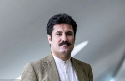 އީރާންގައި ތަފާތު ކަމެއް؛ އިސް މަގާމެއް ސުންނީ މުސްލިމަކަށް ދީފި