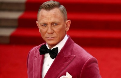 ކްރެއިގަށް ހޮލީވުޑް "ވޯކް އޮފް ފޭމް" ދޭން ނިންމައިފި