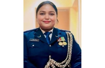 ރިޝްވީނާ: ނަރުހެއްގެ ގޮތުގައި ޕޮލިހަށް ވަދެ ފުރަތަމަ އަންހެން ޕީއެޗްޑީ