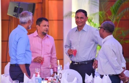 މަހުޖަނުންނަށް ފާޑު ނުކިޔާ، އިހުތިރާމް ކުރޭ: ނަސީމް