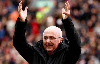 އިންގްލެންޑްގެ ފުރަތަމަ ބިދޭސީ ކޯޗު އެރިކްސަން ކެންސަރު ބަލީގައި މަރުވެއްޖެ