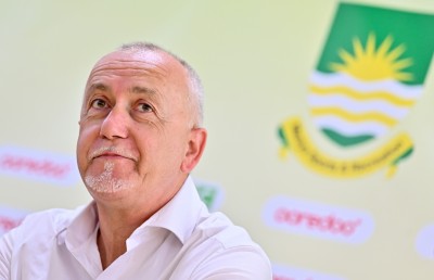 ބަންގްލަދޭޝާއި އިންޑޮނޭޝިއާގައި ކޯޗުކޮށްދިން ޑުކަނޮވިޗް މާޒިޔާއަށް