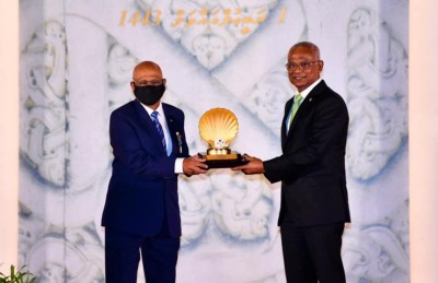 އިންޓަނޭޝަނަލް ބެޖަށް ވުރެ ގައުމީ ޝަރަފް މާ ހާއްސަ